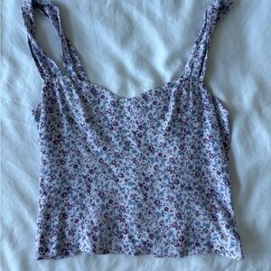 Reformation purple lilac floral top
size women’s 12
perfect for summer time